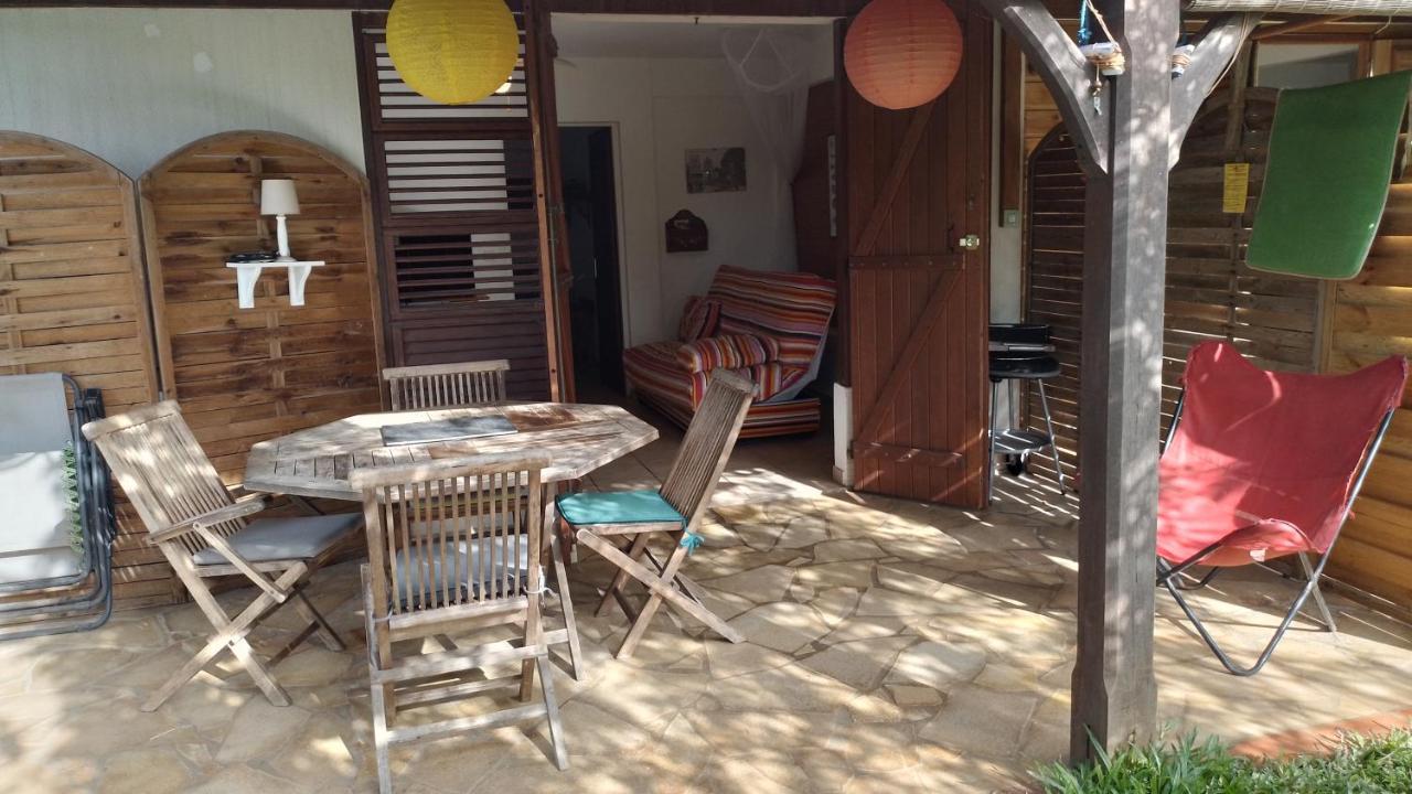 Kay Zanndoli Apartment La Trinite Luaran gambar
