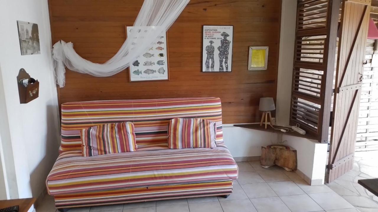 Kay Zanndoli Apartment La Trinite Luaran gambar